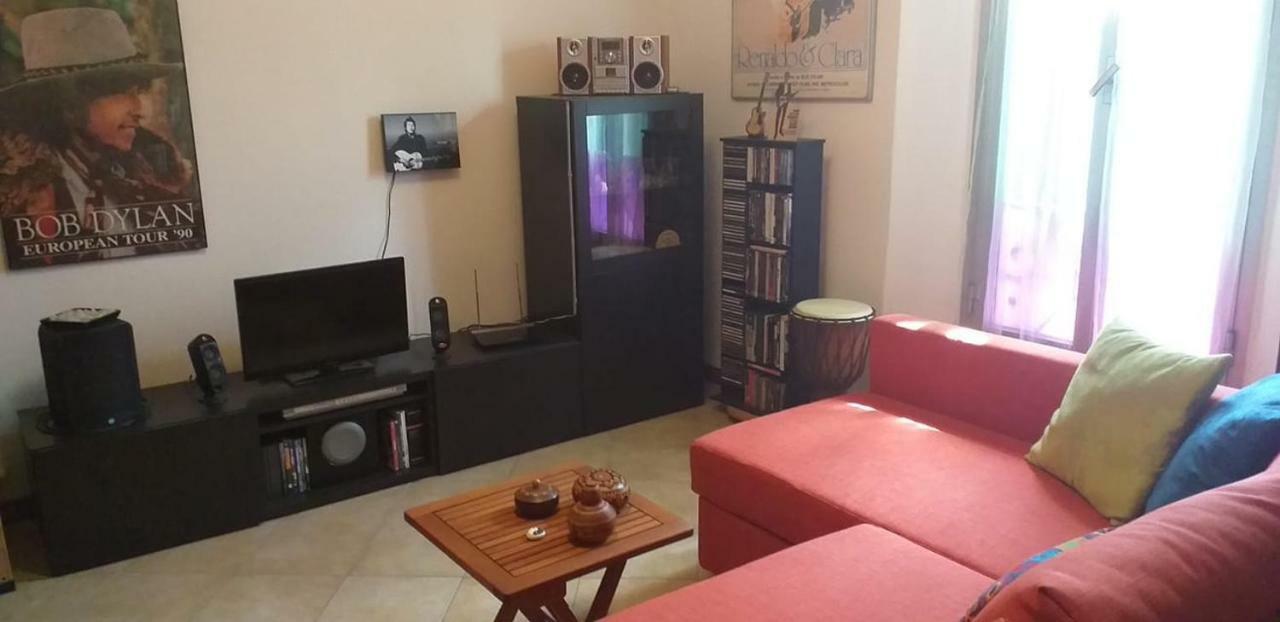 Zimmy'S House Apartment Болоня Екстериор снимка