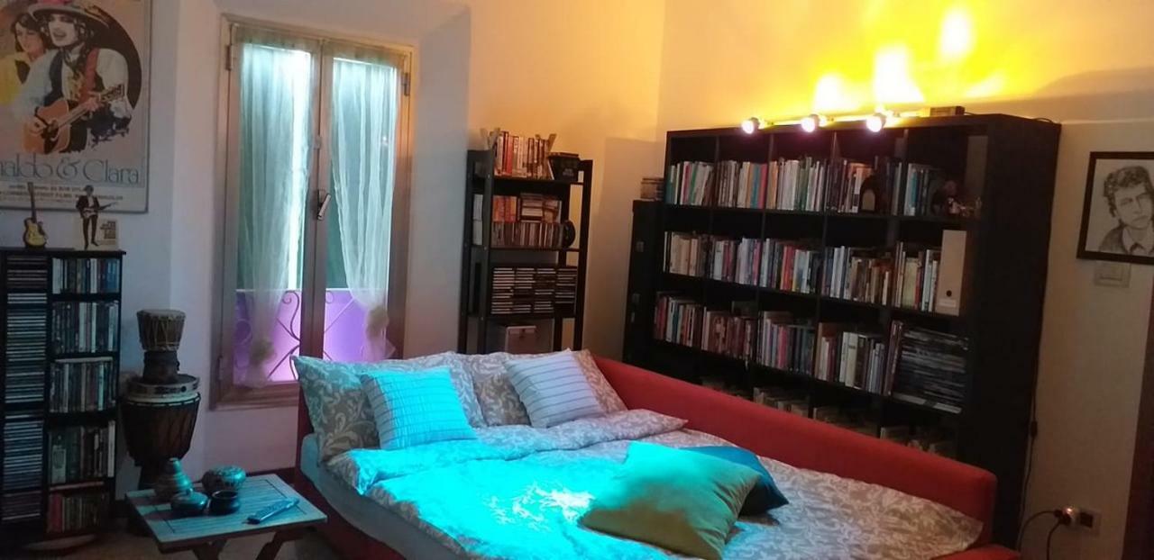 Zimmy'S House Apartment Болоня Екстериор снимка